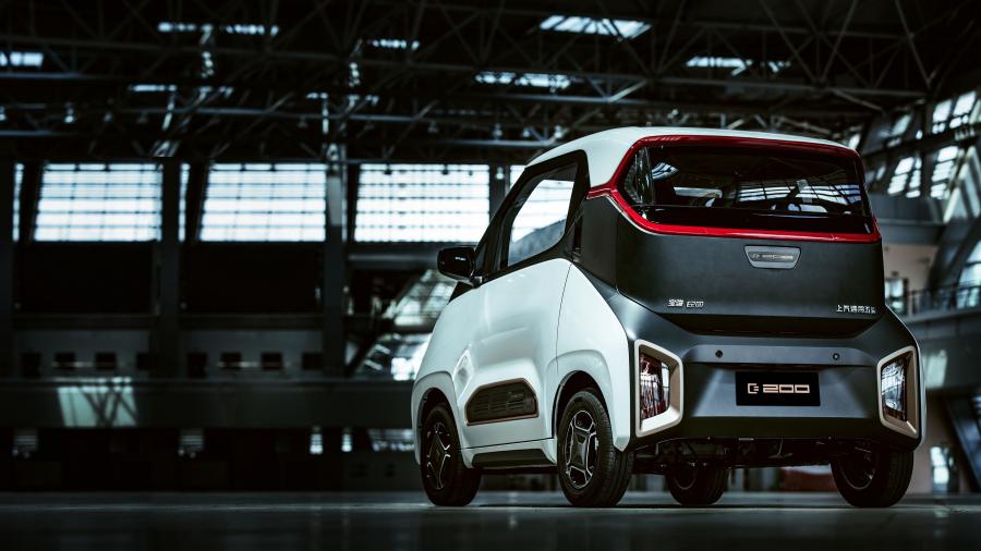  Baojun E200 2018 года  (фото 3 из 14)